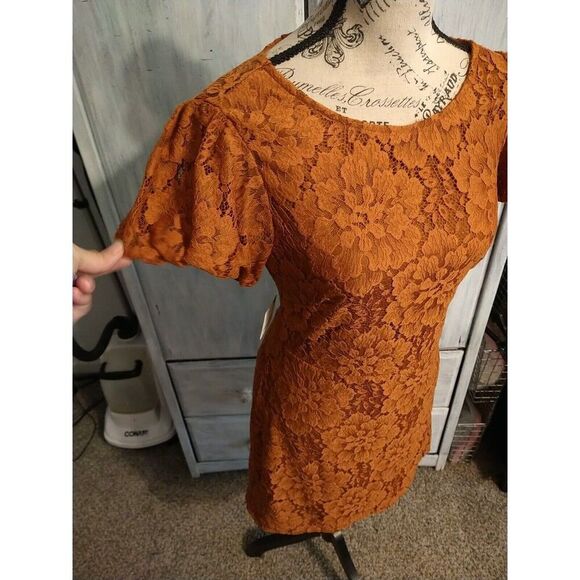 Free People Sleeve Lace Cut Out Dress NWT Sm Boho Cottage Core Feminine - Picture 3 of 12